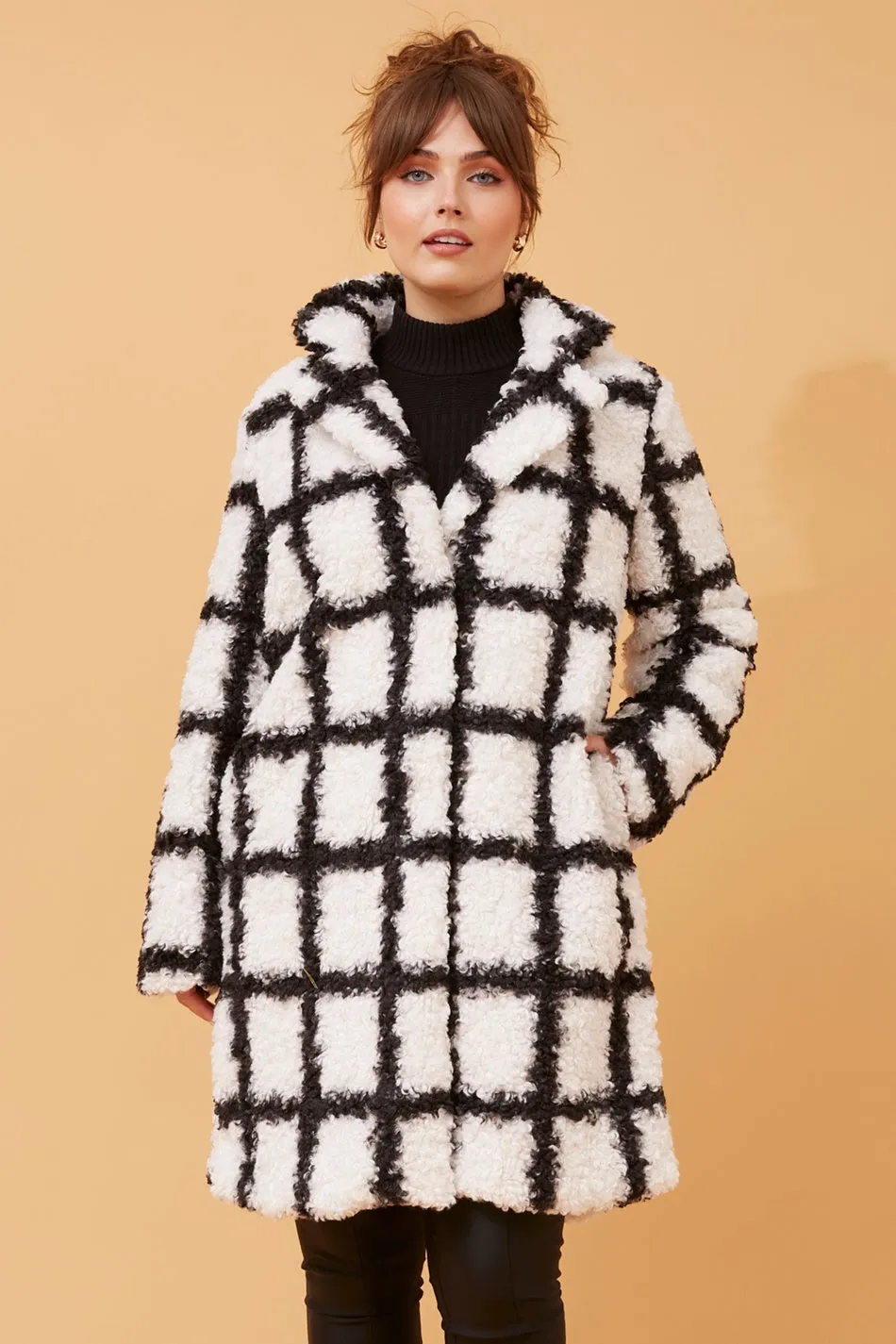 AUSTEN TEDDY CHECK COAT