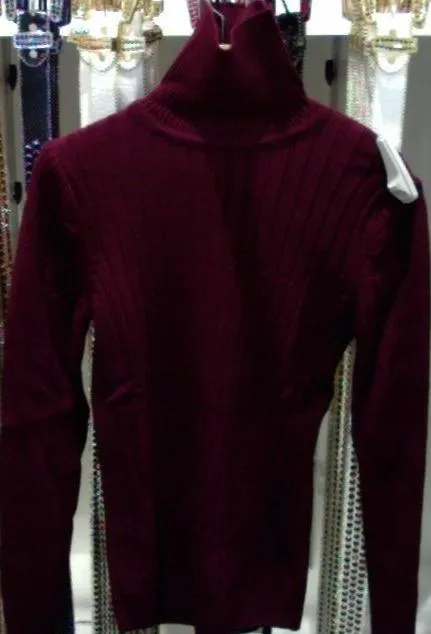 Buyer's Choice Sweater - Turtleneck Knit - Burgundy - T122351