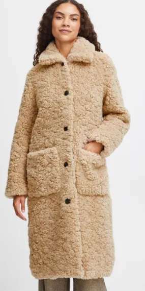 B.Young Teddy Coat