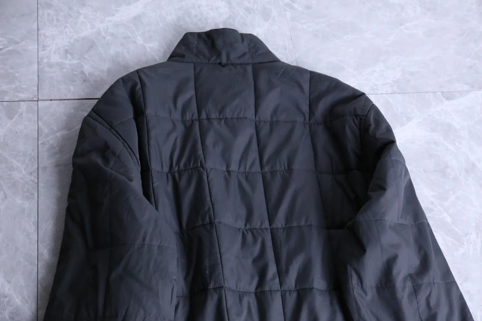 “Calvin Klein”black color pocket quilted jacket