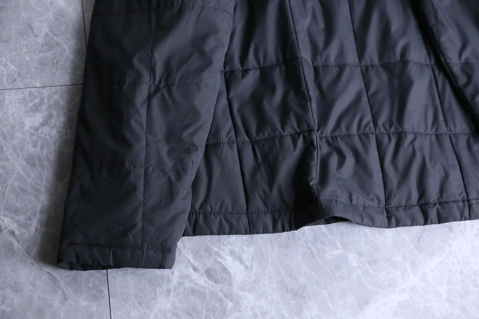 “Calvin Klein”black color pocket quilted jacket