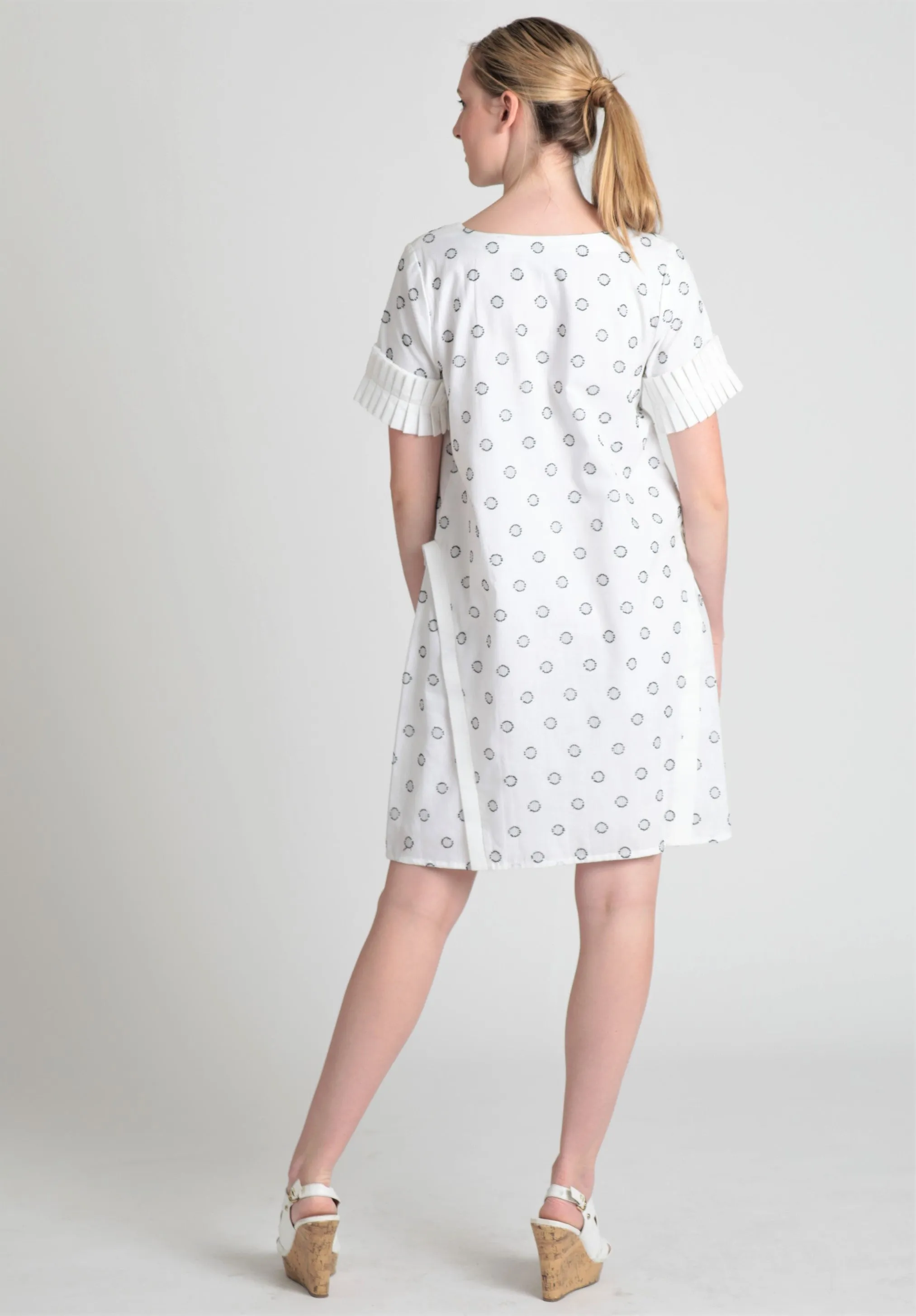 Circles dobby cotton shift dress