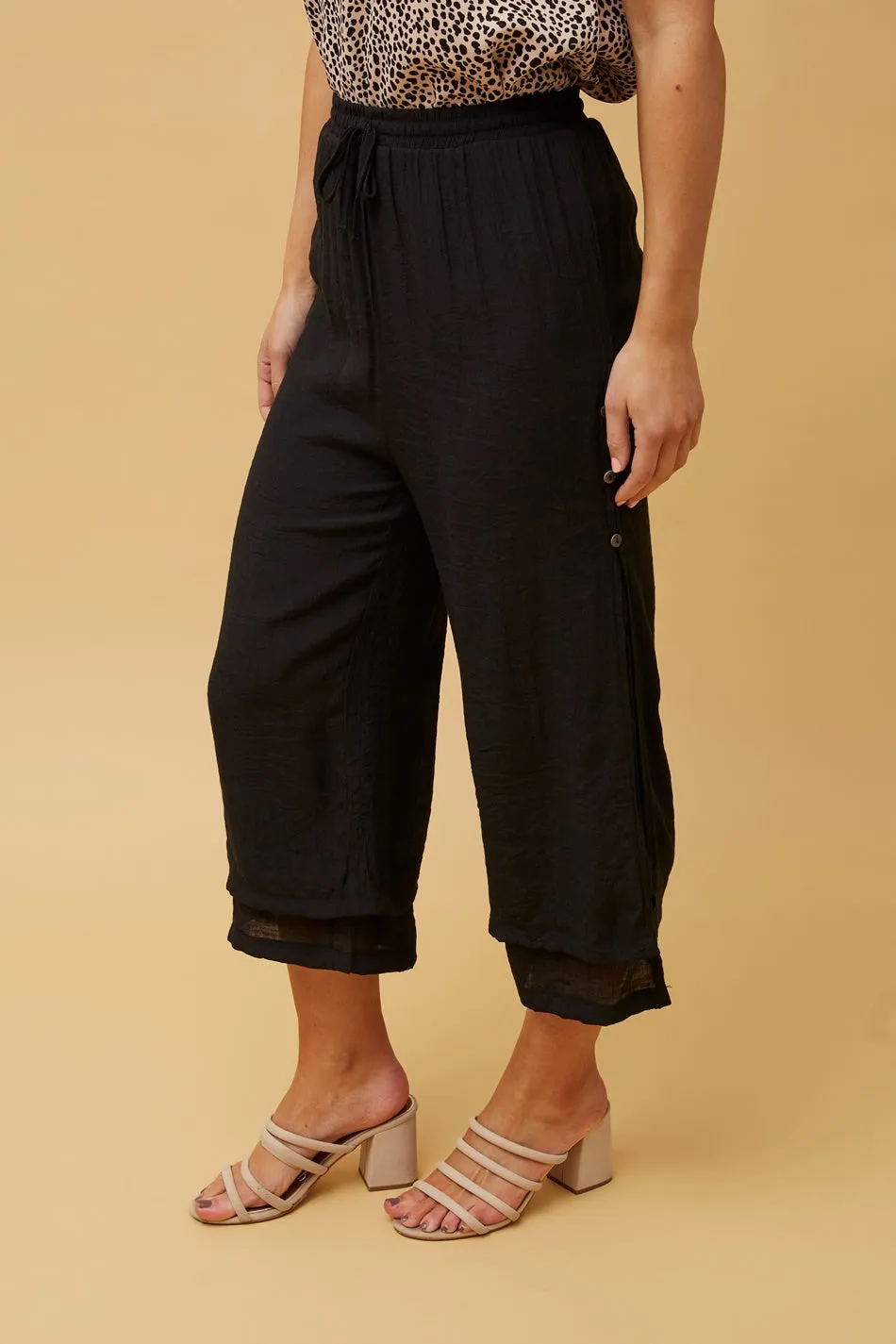 DAMIANA BUTTON DETAIL CULOTTES