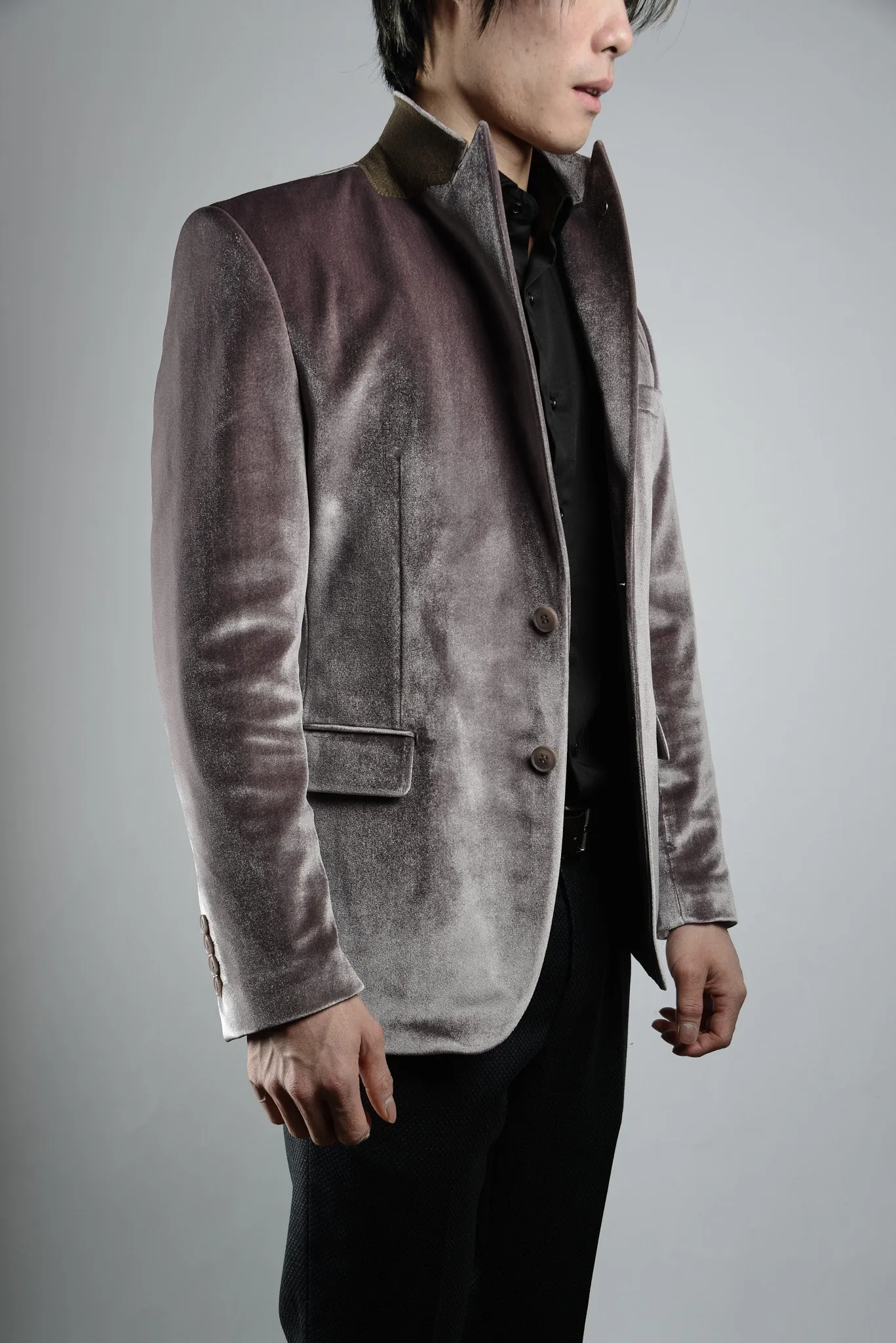 Mayfair Solid Iridescent Velvet Blazer