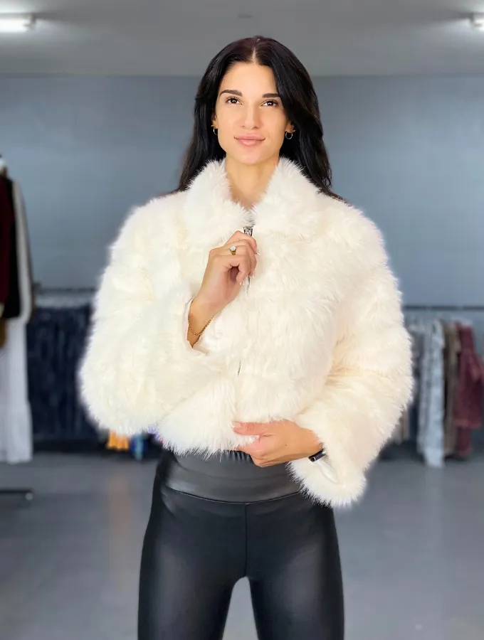 VANILLA FAUX FUR CROP JACKET