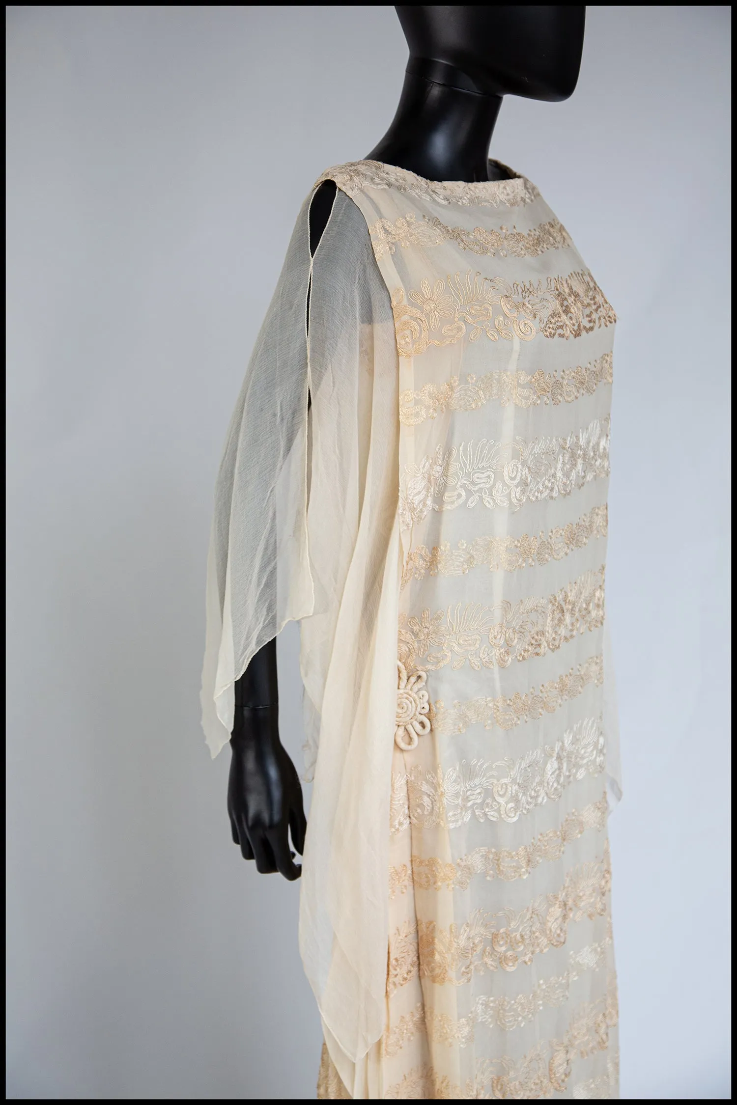 Vintage 1920s Cream Silk Chiffon Embroidered Dress